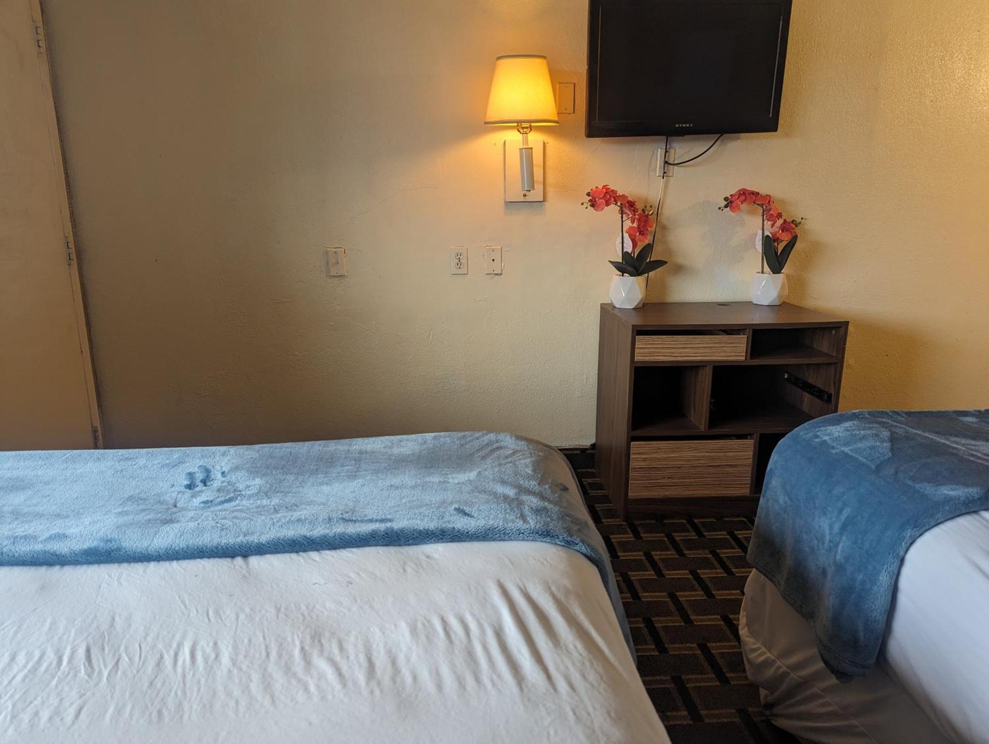 Southern Comfort Hotel Талса Экстерьер фото